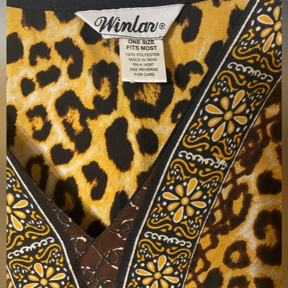 Vintage Winlar Kaftan~Gold Satin Leopard Print V-Neck Mob Wife Glam One Size - Picture 2 of 6